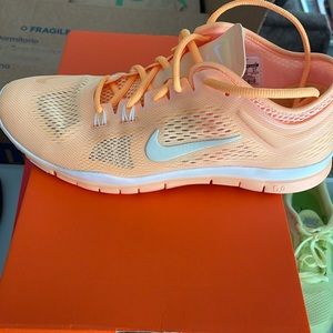 Nike Women's Orange and White Mesh Sneakers